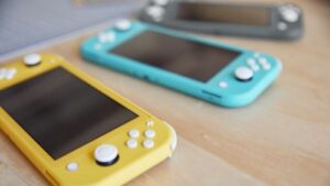 Nintendo Switch Lite Azul – Consola portátil compacta con pantalla táctil de 5,5 pulgadas y 32 GB
